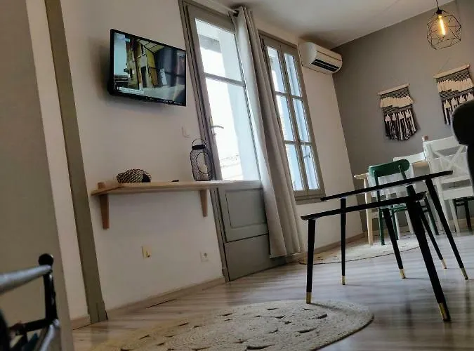 L'oliveraie - La Cite Plein Les Yeux * Carcassonne